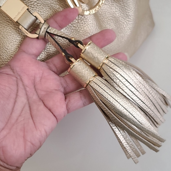 Michael Kors Tote Bag - Picture 10 of 17